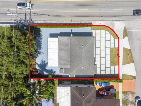 11 W 59th Street Hialeah FL 33012