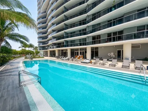 488 NE 18th Street Miami FL 33132