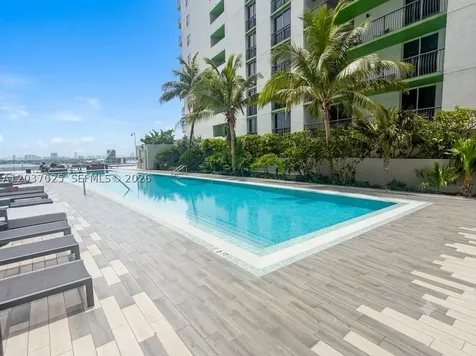 488 NE 18th Street Miami FL 33132