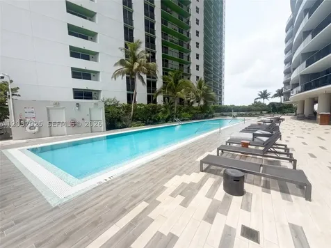 488 NE 18th Street Miami FL 33132