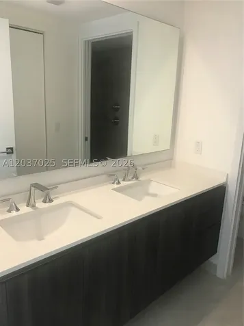 488 NE 18th Street Miami FL 33132