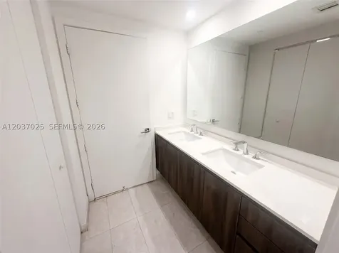 488 NE 18th Street Miami FL 33132