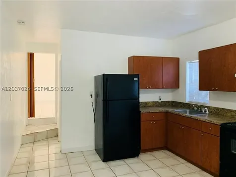 Miami FL 33138