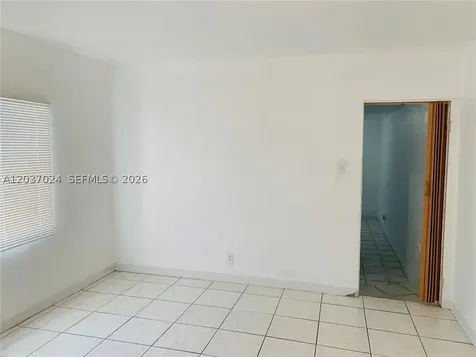 Miami FL 33138