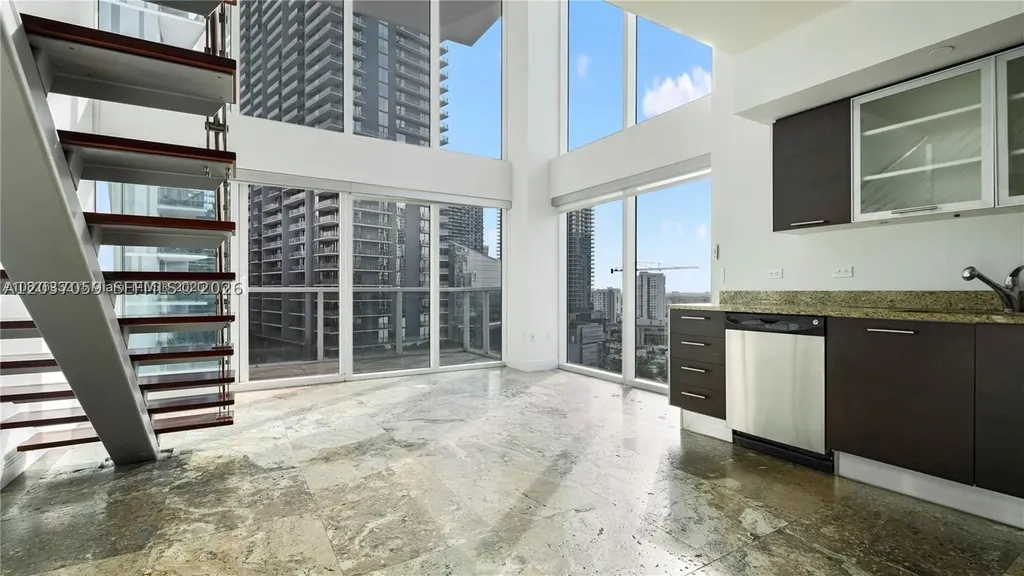 41 SE 5th Street Miami FL 33131