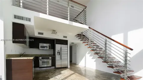 41 SE 5th Street Miami FL 33131