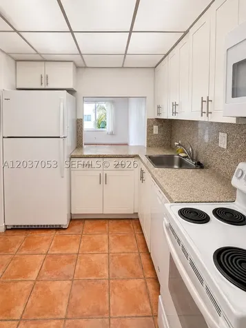 240 Galen Drive Key Biscayne FL 33149