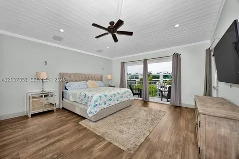 1076 NE Little River Drive Miami FL 33138