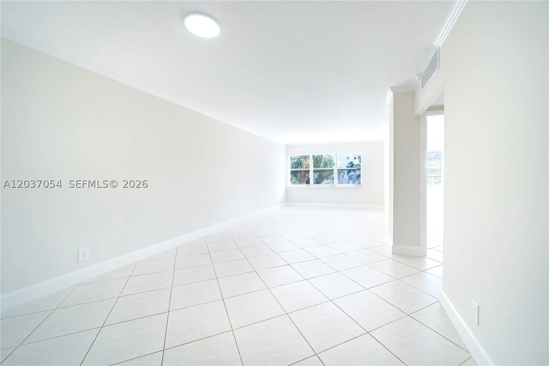 2555 NE 11th Street Fort Lauderdale FL 33304