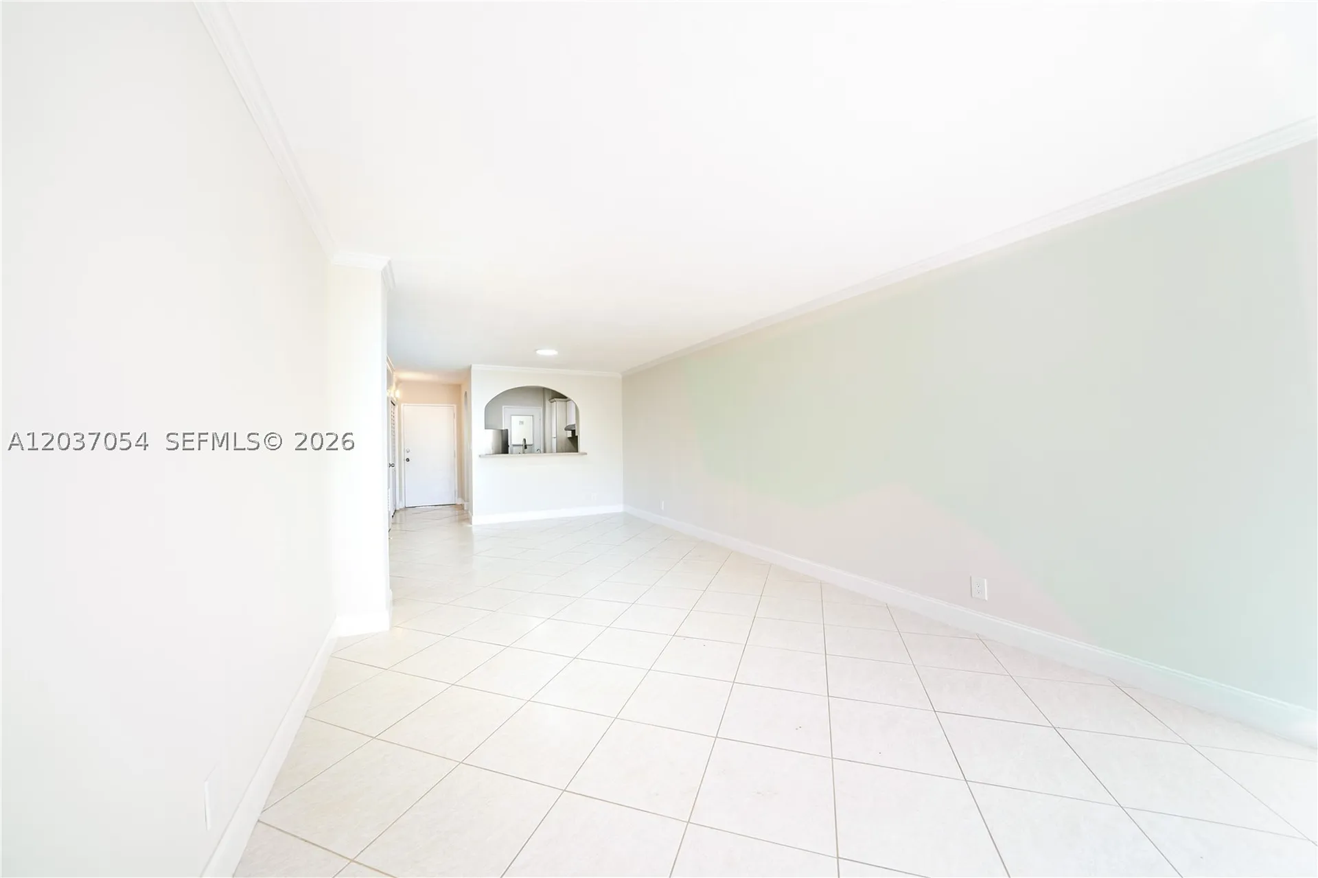 2555 NE 11th Street Fort Lauderdale FL 33304
