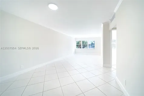2555 NE 11th Street Fort Lauderdale FL 33304