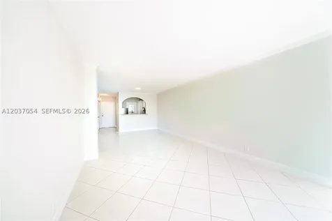 2555 NE 11th Street Fort Lauderdale FL 33304