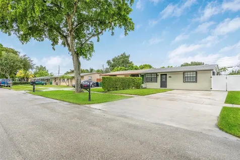 5001 SW 92nd Terrace Cooper City FL 33328