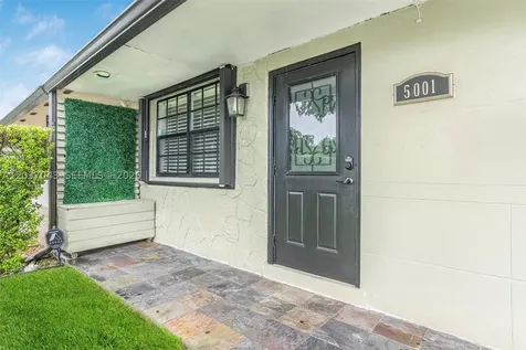 5001 SW 92nd Terrace Cooper City FL 33328