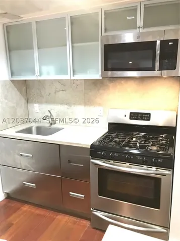 731 6th Street Miami Beach FL 33139