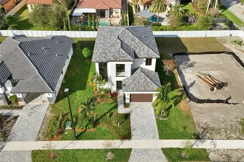 13023 Davie Oaks Drive Davie FL 33325
