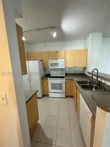 8050 N Nob Hill Road Tamarac FL 33321