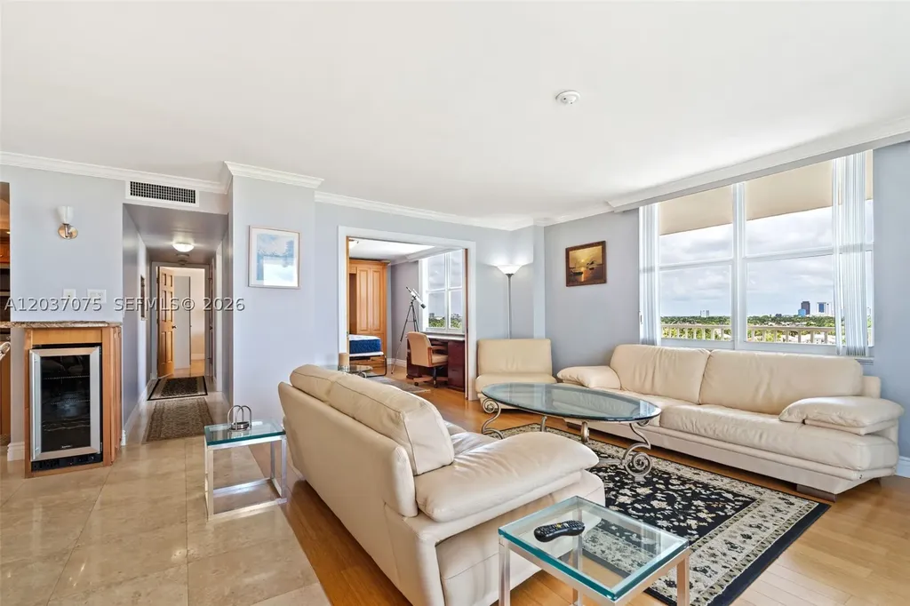 1 Las Olas Circle Fort Lauderdale FL 33316
