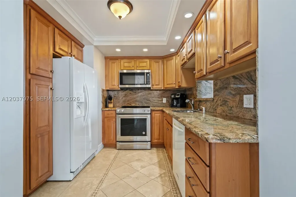 1 Las Olas Circle Fort Lauderdale FL 33316
