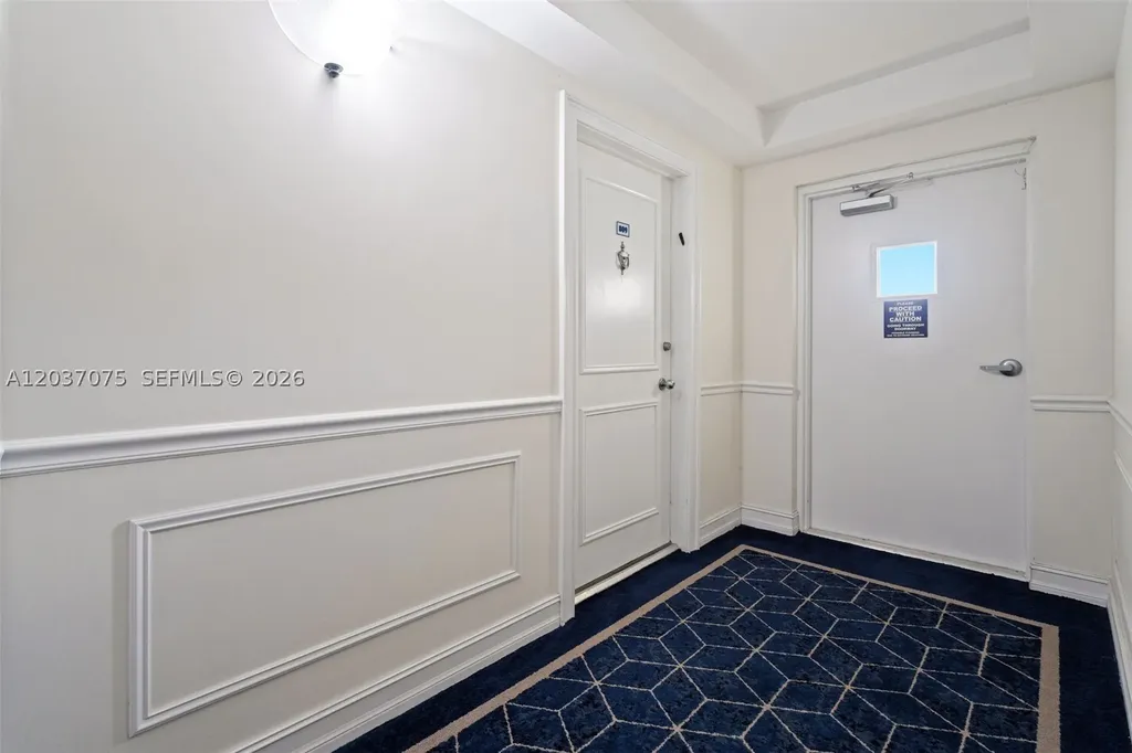 1 Las Olas Circle Fort Lauderdale FL 33316