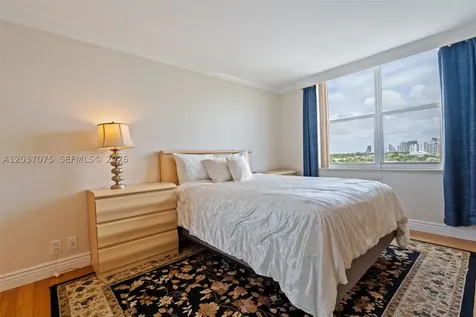 1 Las Olas Circle Fort Lauderdale FL 33316