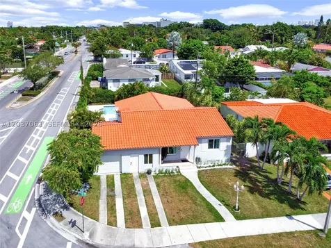 2195 SW 25th Terrace Miami FL 33133
