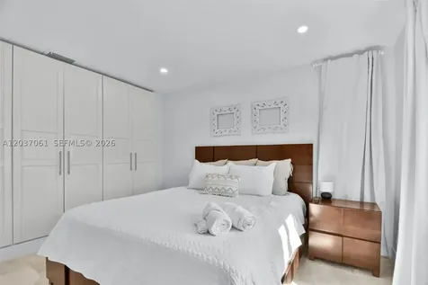 2195 SW 25th Terrace Miami FL 33133