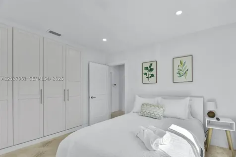 2195 SW 25th Terrace Miami FL 33133
