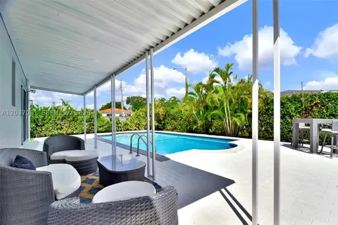2195 SW 25th Terrace Miami FL 33133