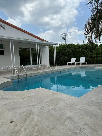 2195 SW 25th Terrace Miami FL 33133