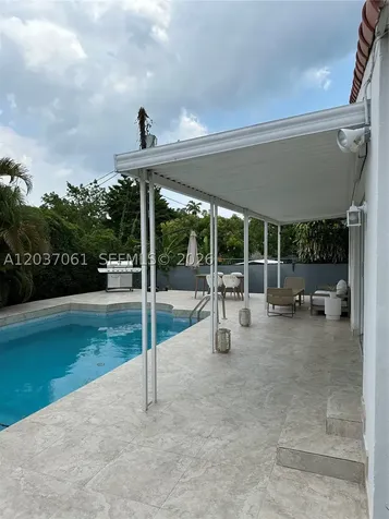 2195 SW 25th Terrace Miami FL 33133