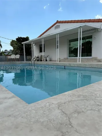 2195 SW 25th Terrace Miami FL 33133