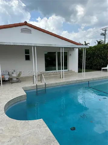 2195 SW 25th Terrace Miami FL 33133