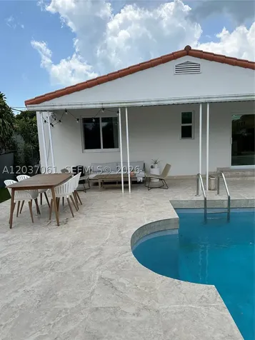 2195 SW 25th Terrace Miami FL 33133