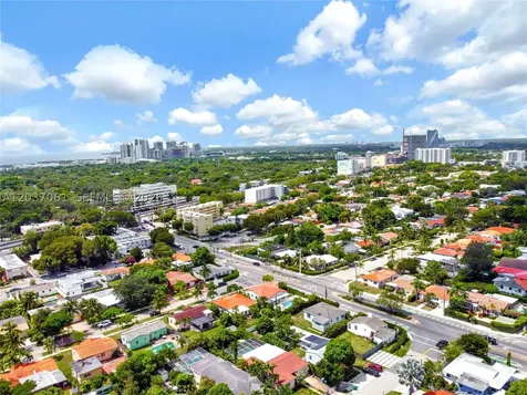 2195 SW 25th Terrace Miami FL 33133