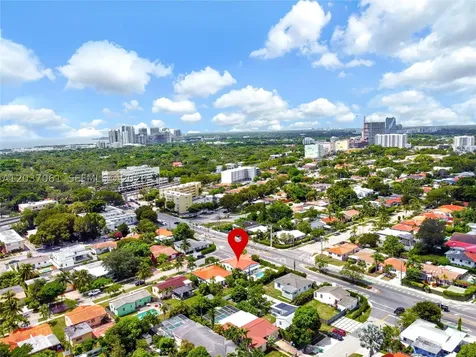 2195 SW 25th Terrace Miami FL 33133