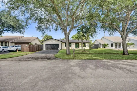 5112 SW 87th Avenue Cooper City FL 33328
