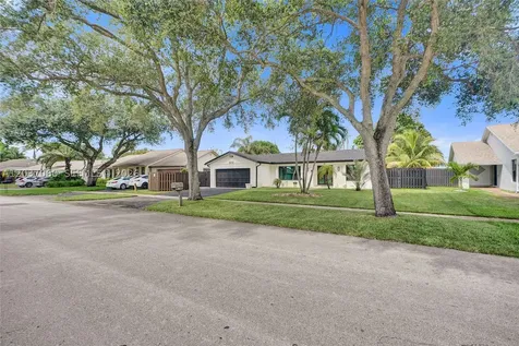 5112 SW 87th Avenue Cooper City FL 33328