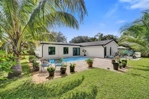 5112 SW 87th Avenue Cooper City FL 33328