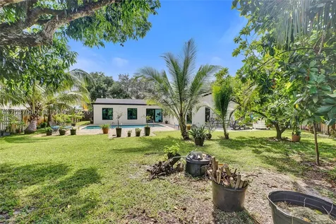 5112 SW 87th Avenue Cooper City FL 33328
