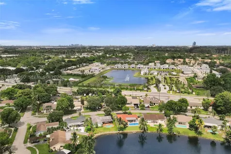 5112 SW 87th Avenue Cooper City FL 33328