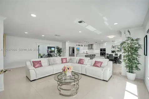 5112 SW 87th Avenue Cooper City FL 33328
