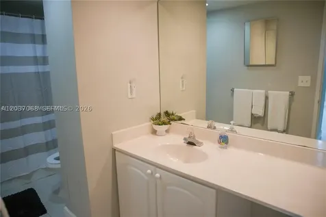 4001 S Ocean Drive Hollywood FL 33019