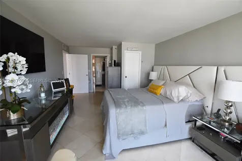 540 Brickell Key Drive Miami FL 33131