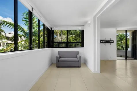 181 Crandon Boulevard Key Biscayne FL 33149