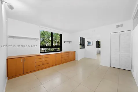 181 Crandon Boulevard Key Biscayne FL 33149