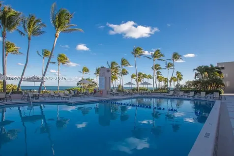 181 Crandon Boulevard Key Biscayne FL 33149