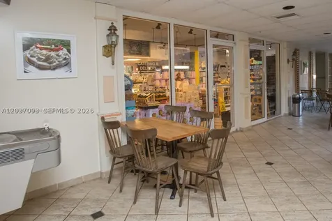 181 Crandon Boulevard Key Biscayne FL 33149