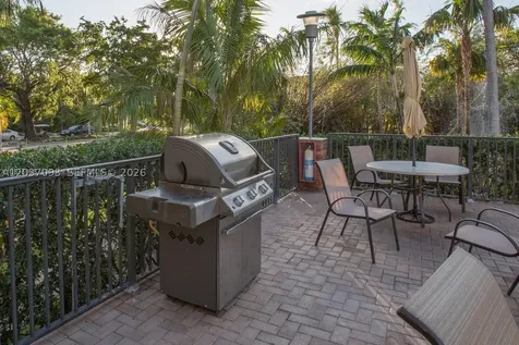 181 Crandon Boulevard Key Biscayne FL 33149