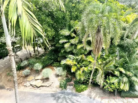 181 Crandon Boulevard Key Biscayne FL 33149